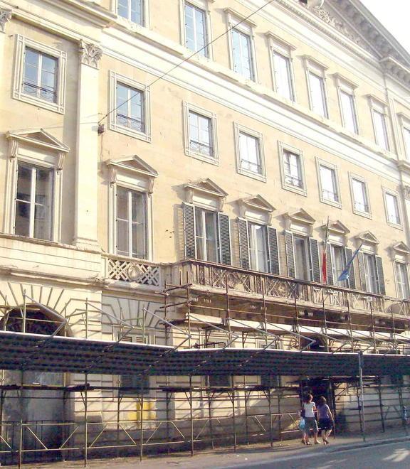 Quelle impalcature eterne «Lavori finiti entro il 2020» 