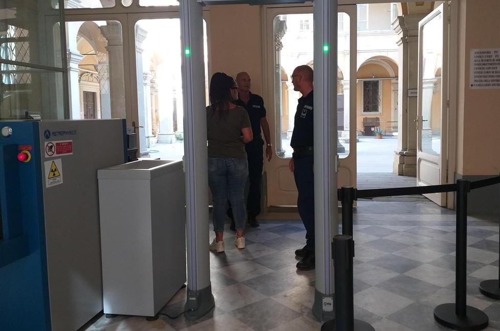 Percorso più snello per avvocati e addetti 