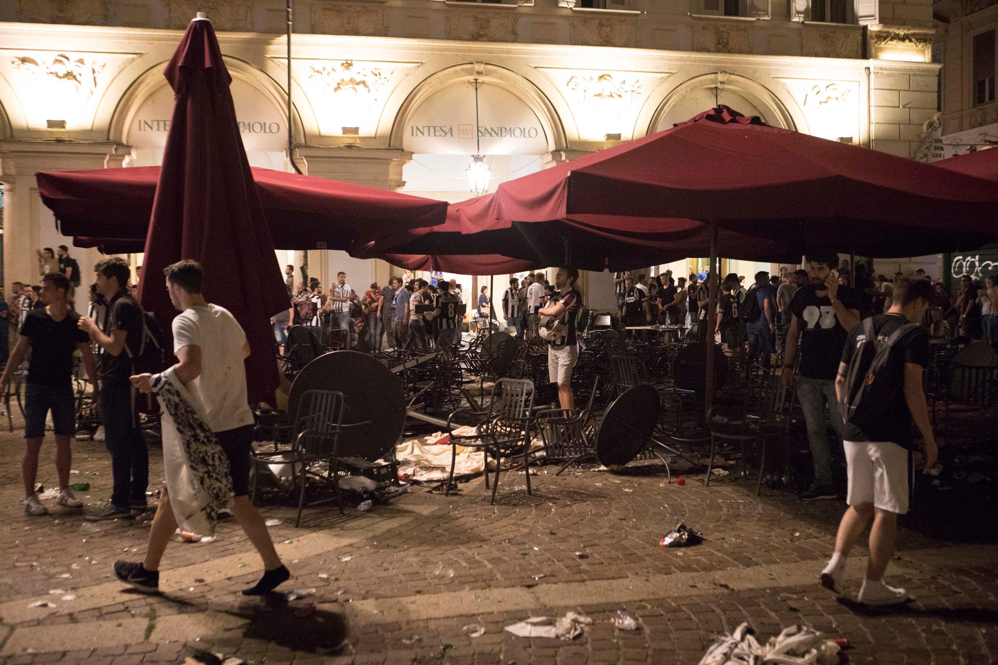 Il precedente a Torino / Due morti e 1.500 feriti per la tragica finalissima