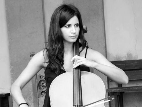 “Al Chiaro di Luna” dell’antica Pieve due flautisti e una violoncellista 