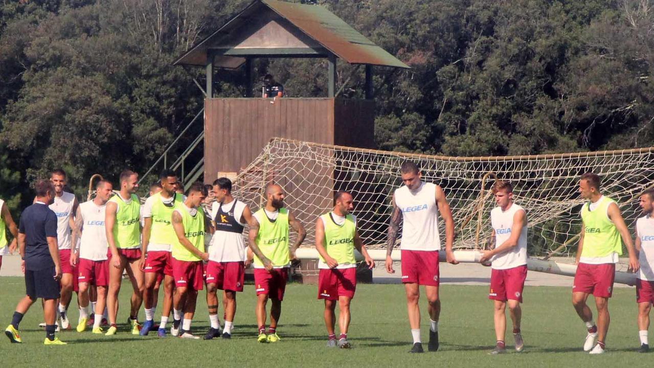 Livorno, esordio fuori casa con l'Entella. Il derby col Pisa il 26 ottobre