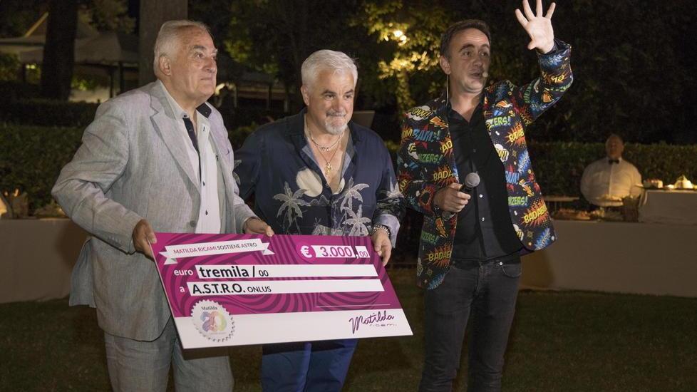 Matilda Ricami celebra i 20 anni di attività con un regalo ad Astro