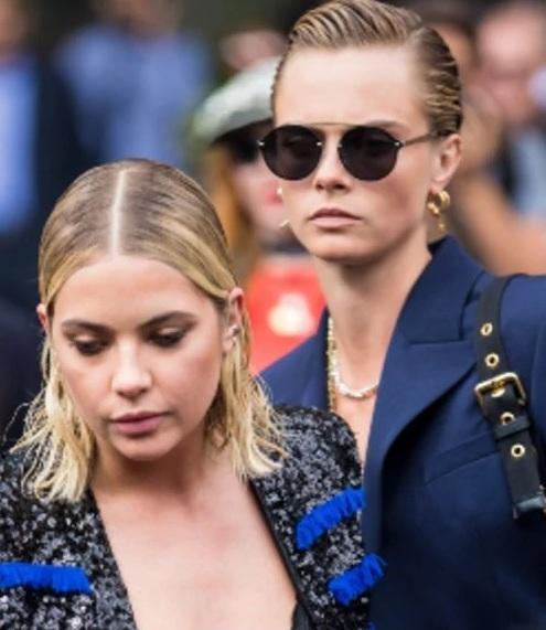 «Cara e Ashley sposate a Las Vegas dal finto Elvis»