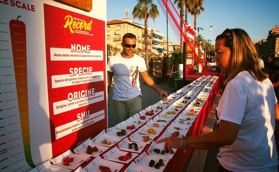 A Viareggio la collezione di peperoncini più vasta del mondo 