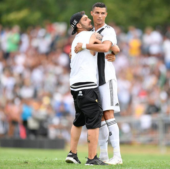  Juventus Club di Lido a Villar Perosa con 3 pullman