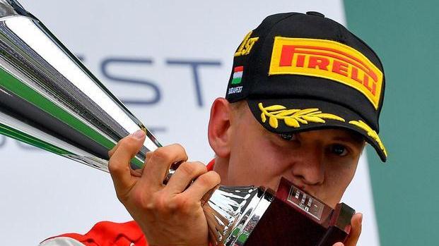 La favola di Mick: uno Schumacher che sogna la Rossa