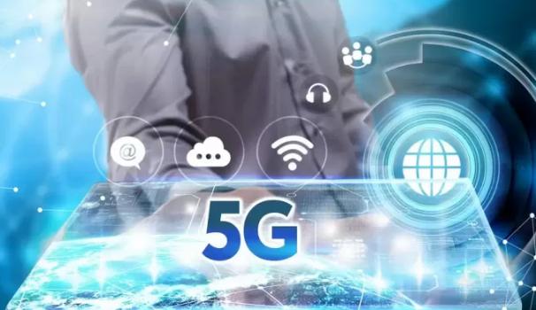 Modena. Tecnologia 5G e  rischi per la salute: "L'Ausl indaghi"