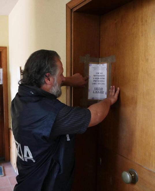 Giro di prostituzione arrestata una coppia 