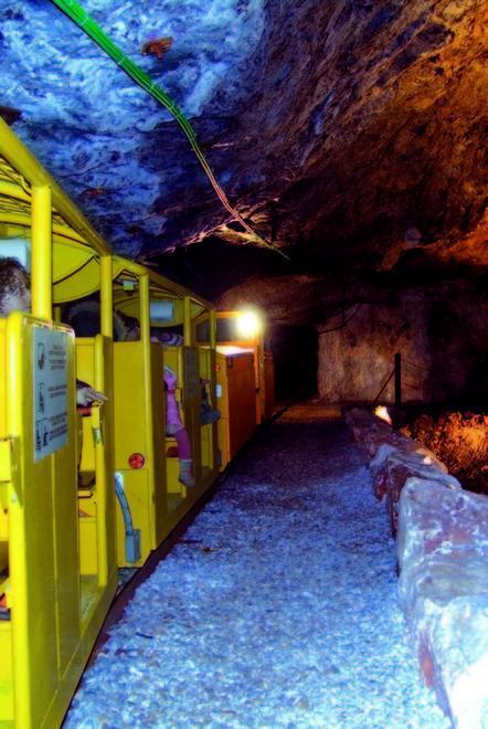 Trekking, foto, turismo, musei Le notti d’estate sono iperattive 