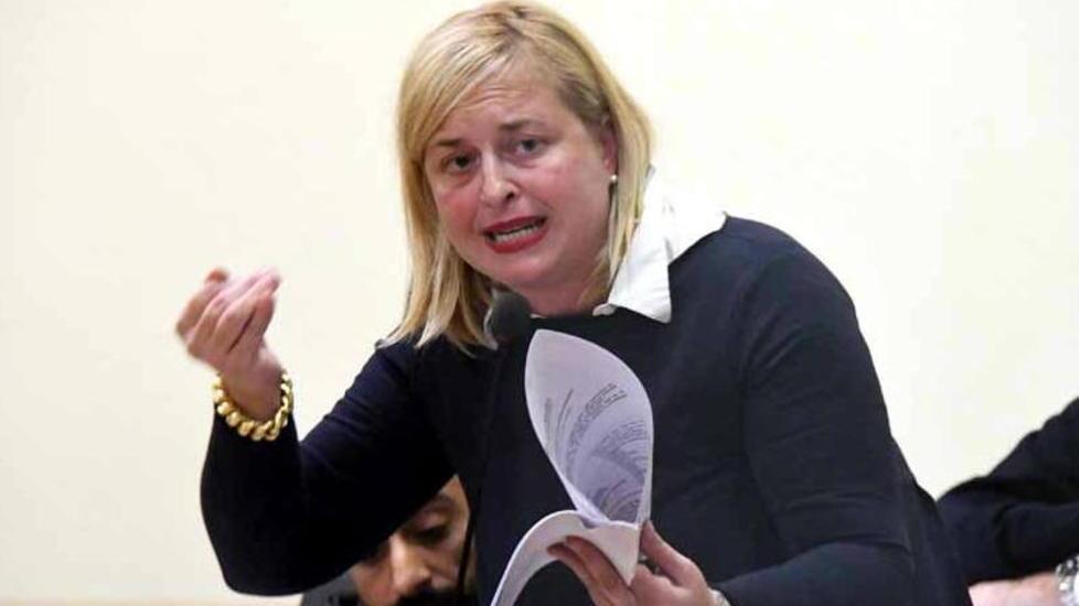 La ex sindaca Magnani attacca: in consiglio spenta la democrazia