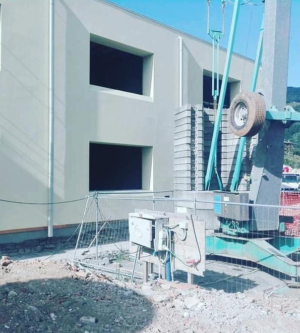 Sarà pronta per l’Epifania la scuola elementare di Borgo 