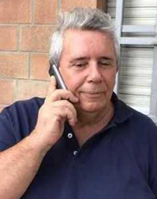 Cade dal camion e muore sul colpo Tragedia sotto gli occhi dell’amico 
