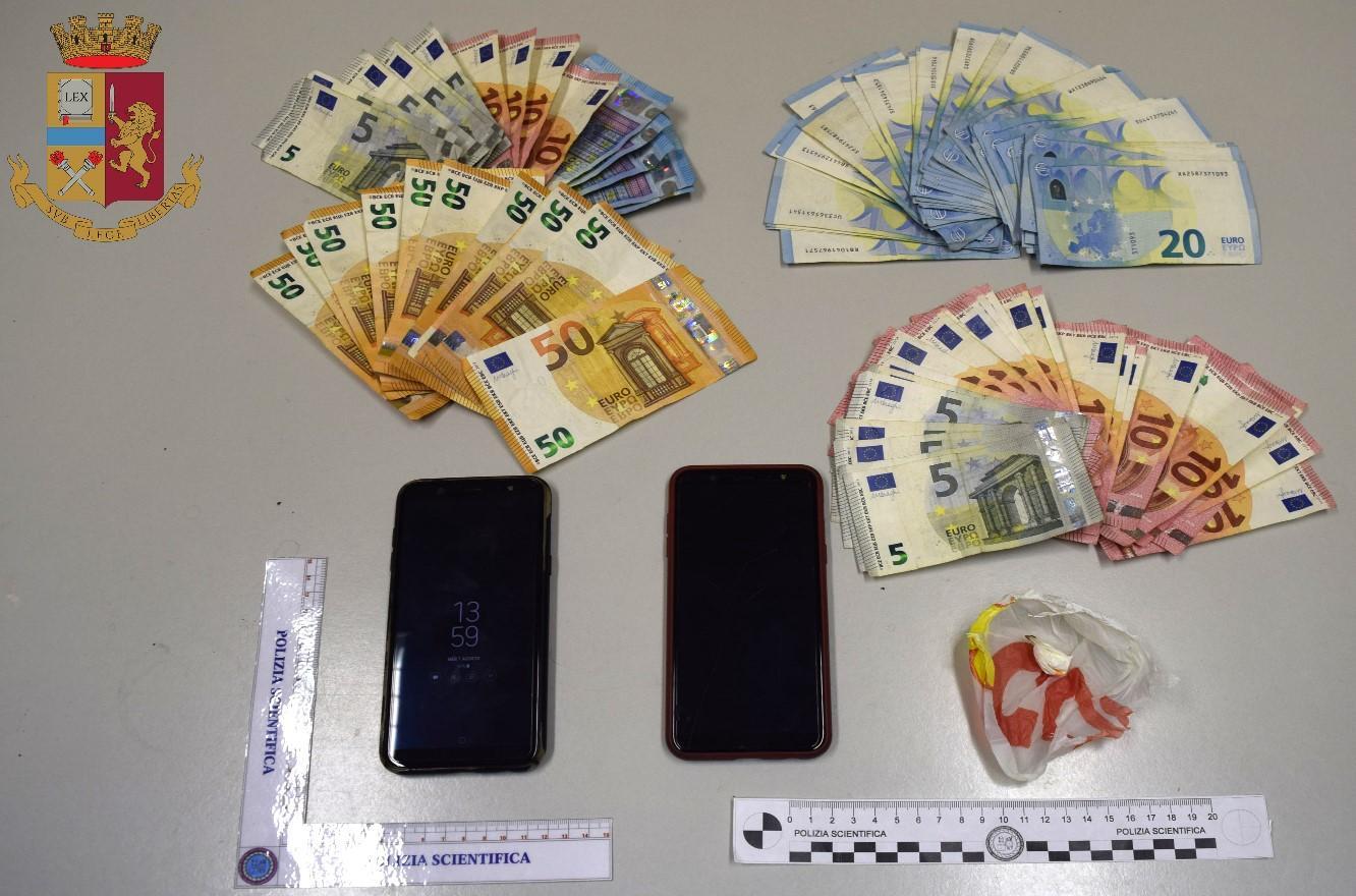 Il sequestro della Squadra mobile diretta da Valentina Crispi