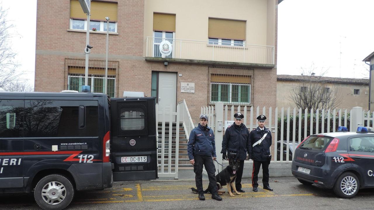 I carabinieri della stazione di Novellara