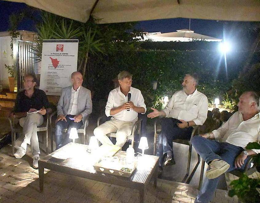 L’assessore regionale Ceccarelli: no al porto a soli fini turistici