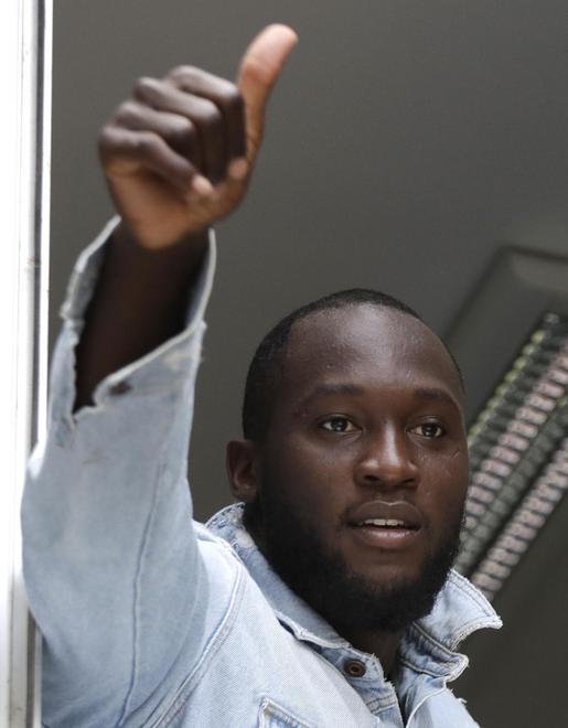 Lukaku, è subito uno show: «Conte? Sono qui per lui È il miglior mister al mondo»