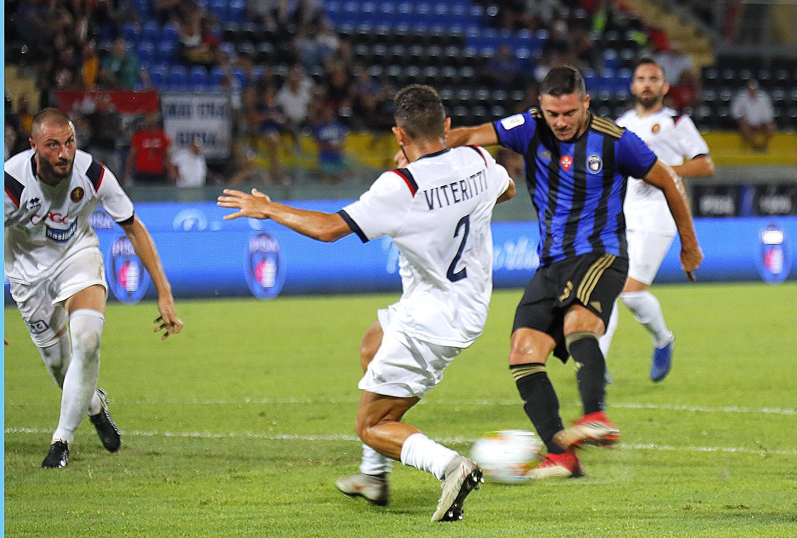 Marconi apre le marcature al 43' pt