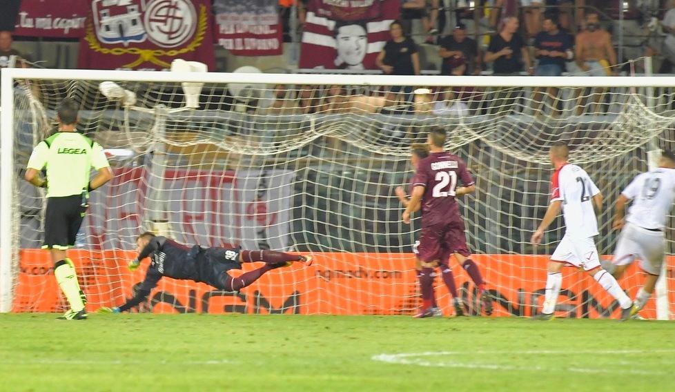 Il Carpi sorprende il Livorno e brinda in Coppa, espugnato il “Picchi” con una rete di Vano 