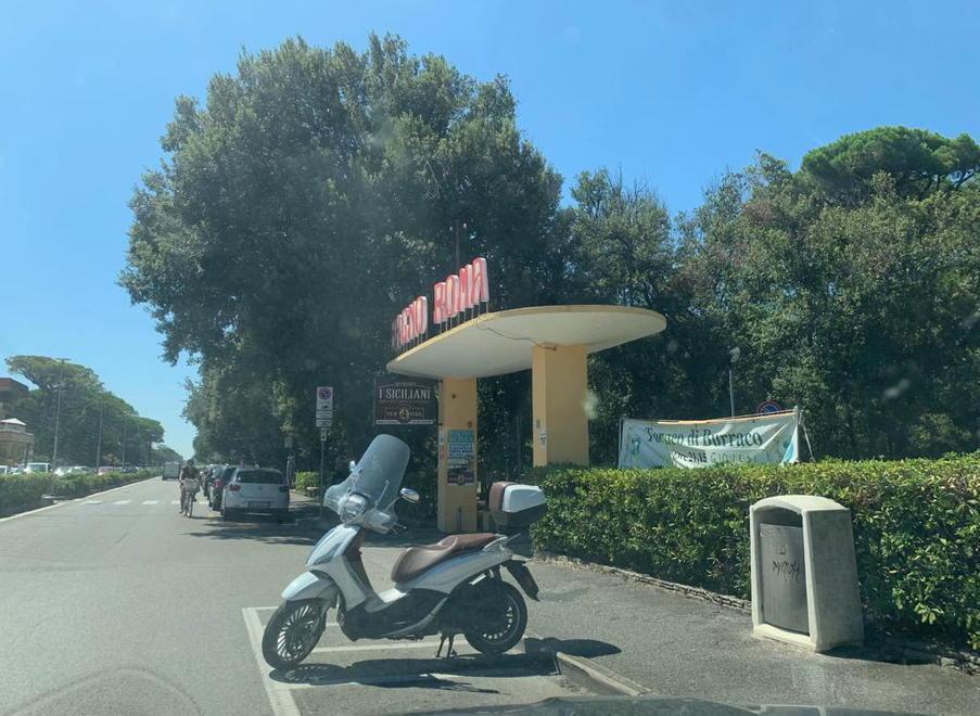 Sotto choc e doloranti i coniugi assaliti
