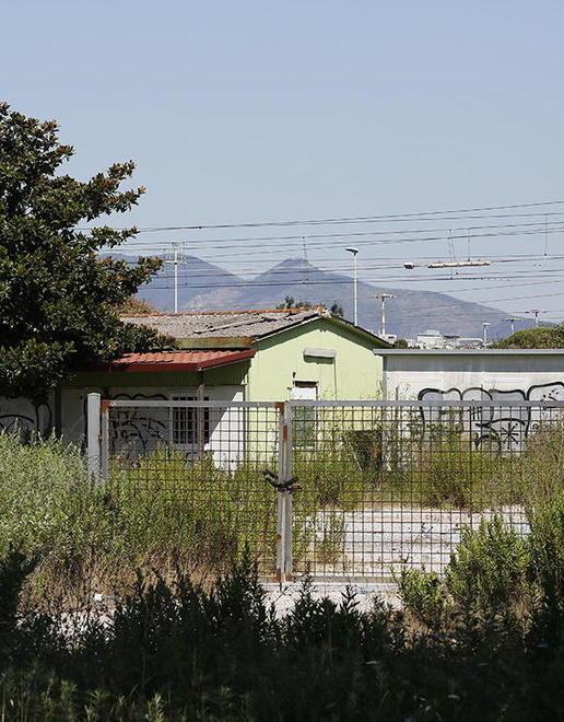 La violenza sessuale in una baracca rifugio per sbandati e clandestini 