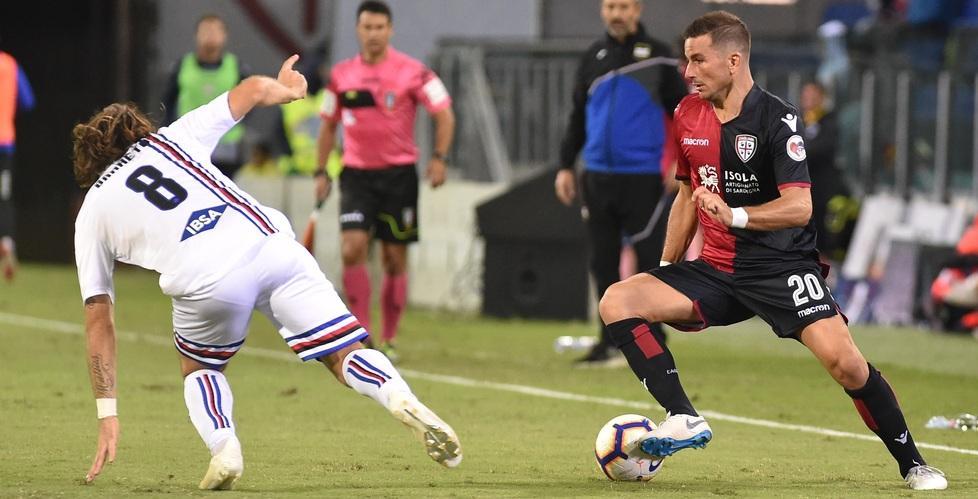 Simone Padoin in maglia Cagliari: l'esterno è nel mirino della Spal