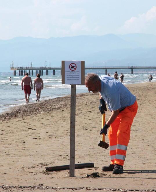 Il mare toscano quasi promosso I problemi seri alle foci dei fiumi 