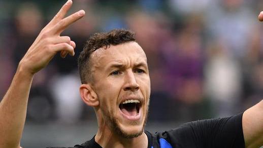Perisic va al Bayern la Fiorentina in lizza per prendere il milanista Suso