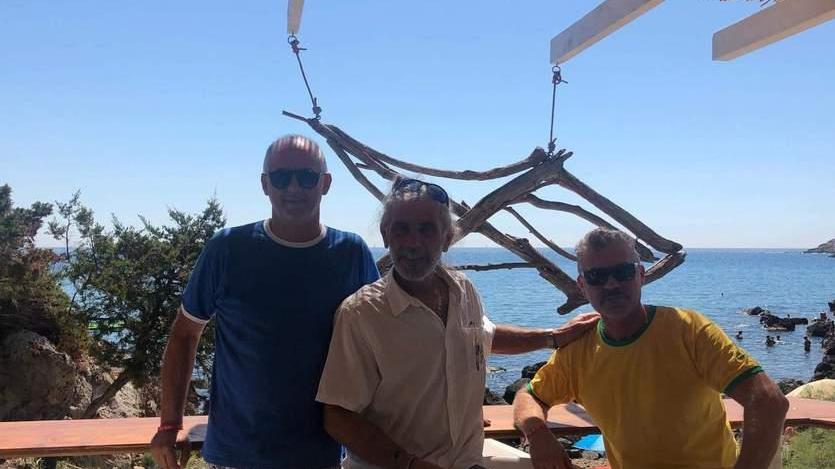 Bagno Riva del Marchese, dove la spiaggia è erbosa e il riciclo è una filosofia