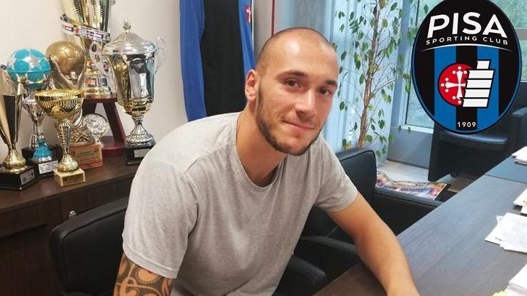 La firma di Simone Perilli