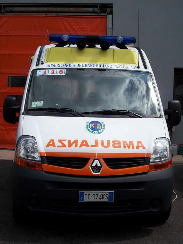 Trovato morto in casa a 35 anni