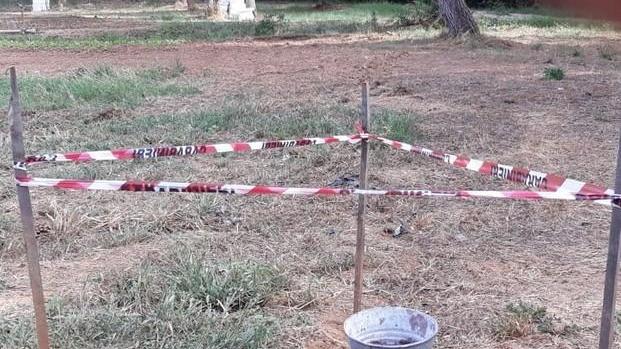 Dai campi affiorano due bombe: artificieri in arrivo