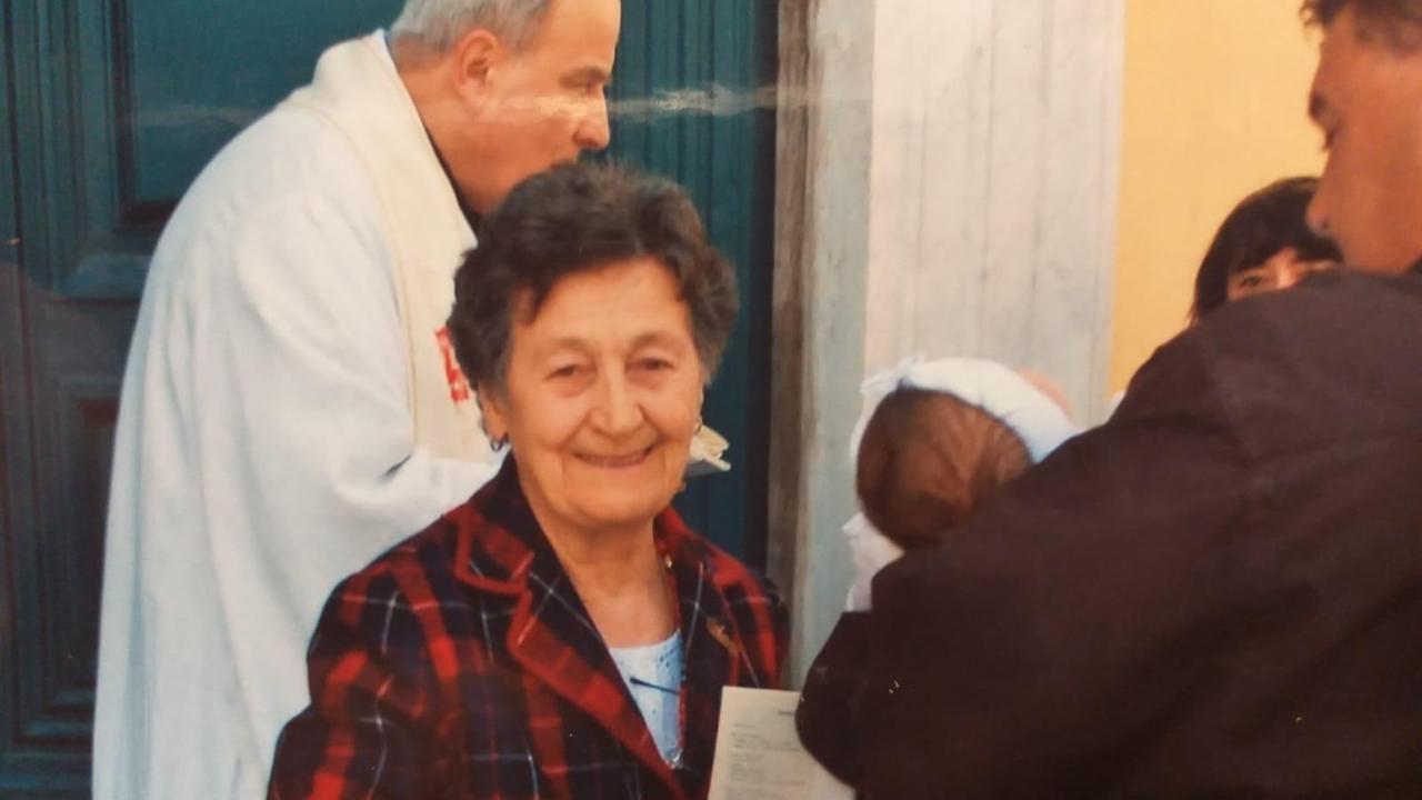Addio a nonna Aurora la sarta della contrada della Madonnina Il Tirreno