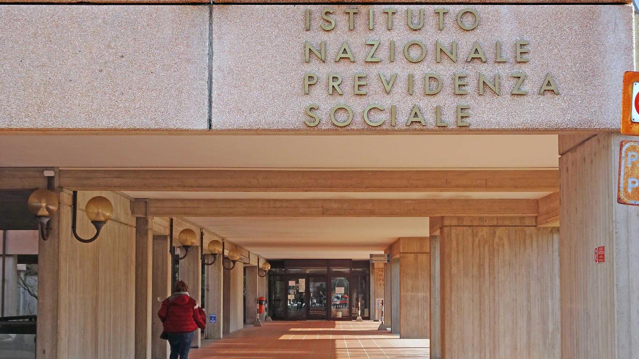 La sede dell'Inps di Prato