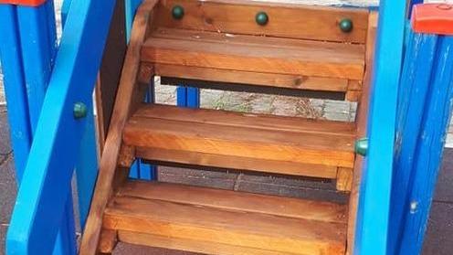 Ripristinati i giochi in piazza del Mercato