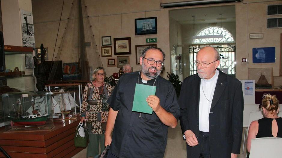 La denuncia dell’arcivescovo sui migranti: «Non c’è invasione, liberatevi dalla paura»