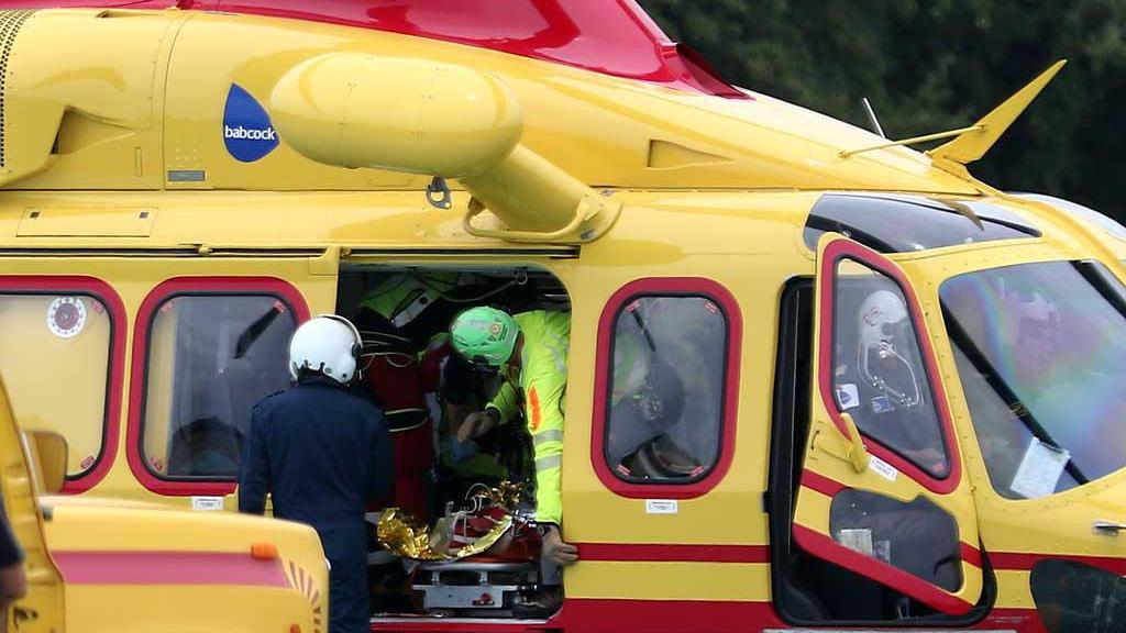 Escursionista soccorso a Botri, trauma cranico e frattura
