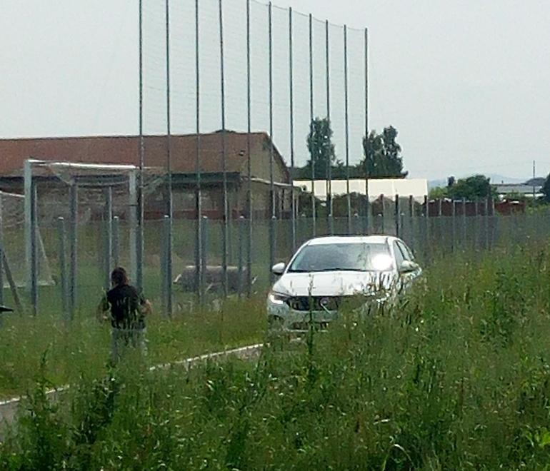 Pista ciclabile o per autovetture e trattori? 