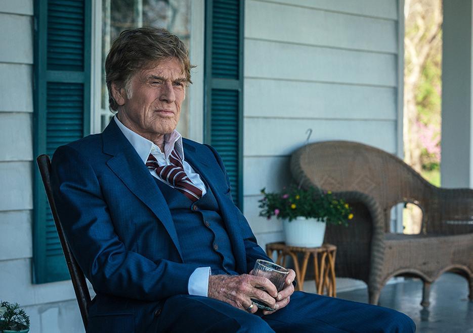 Robert Redford con la pistola Il vecchio rapinatore cortese