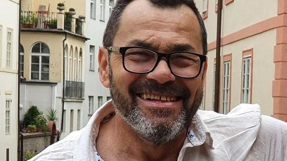 Malore a 59 anni, muore noto gommista