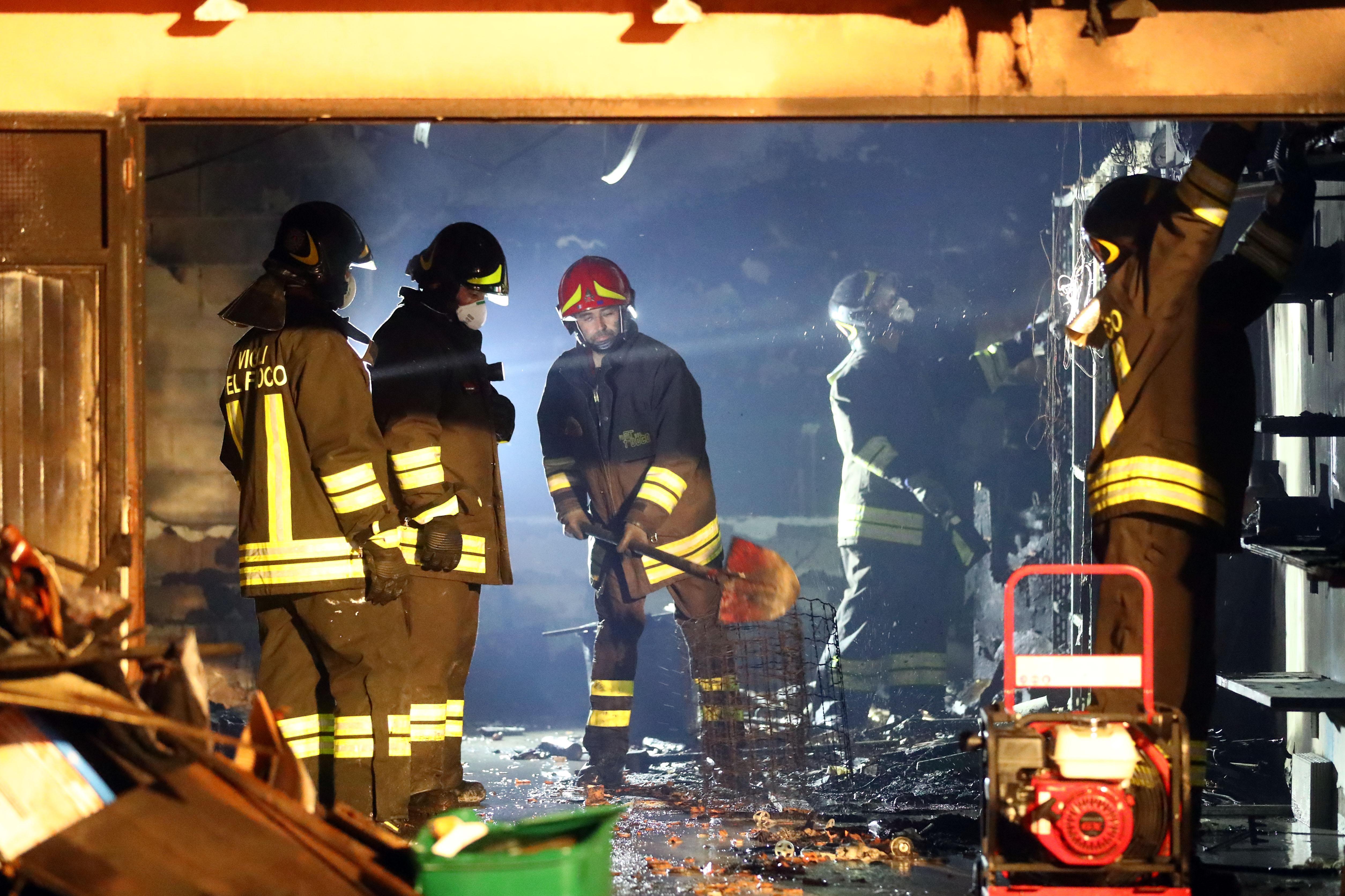 Incendio devasta un garage a Bondeno