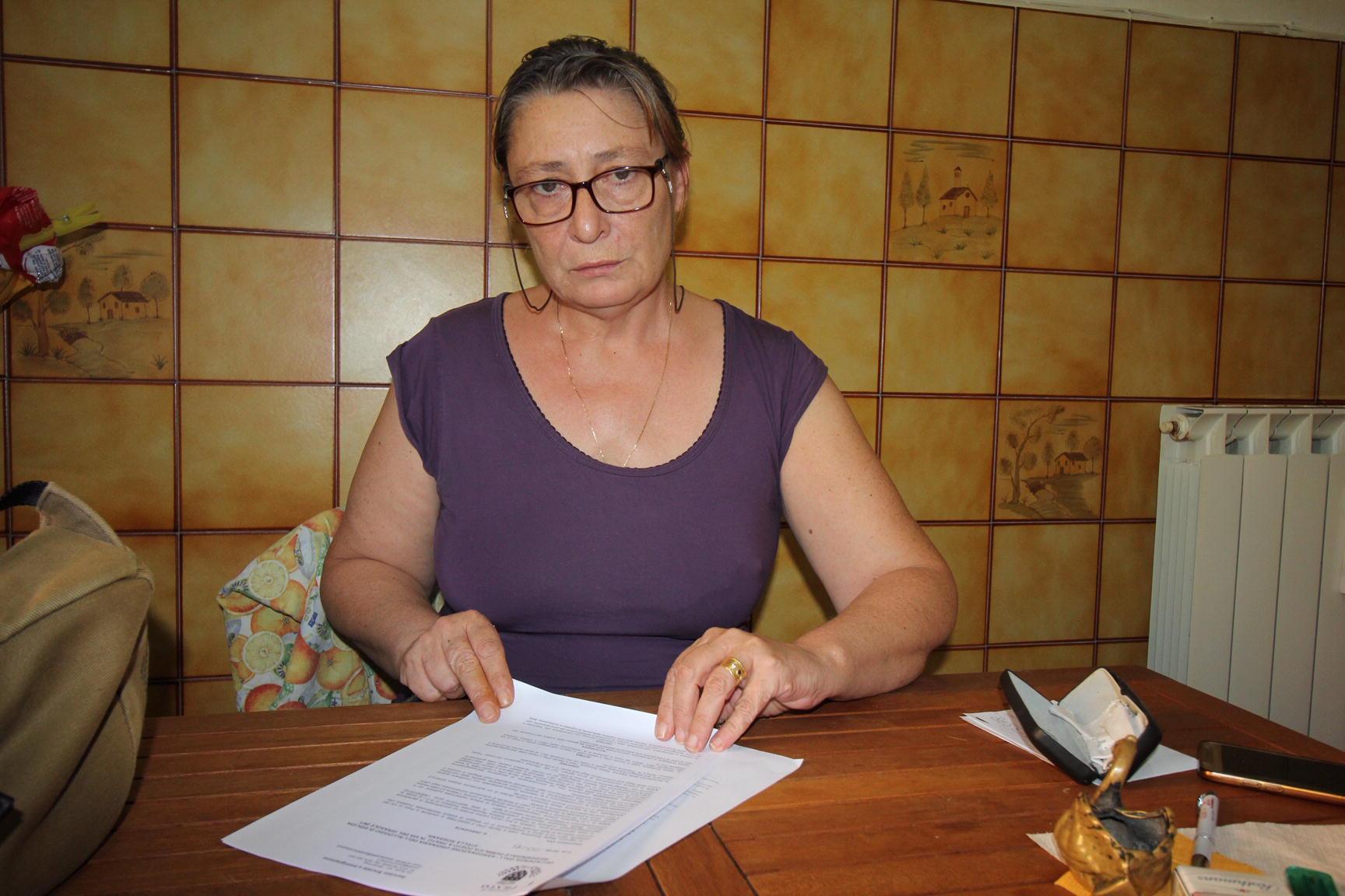 La signora Rossana Stella inquilina di un alloggio dell'Epp (foto Batavia)