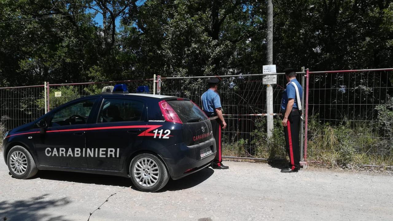 Colpo di scena nel giallo di Gavorrano: arrestata una donna, la pistola è sua