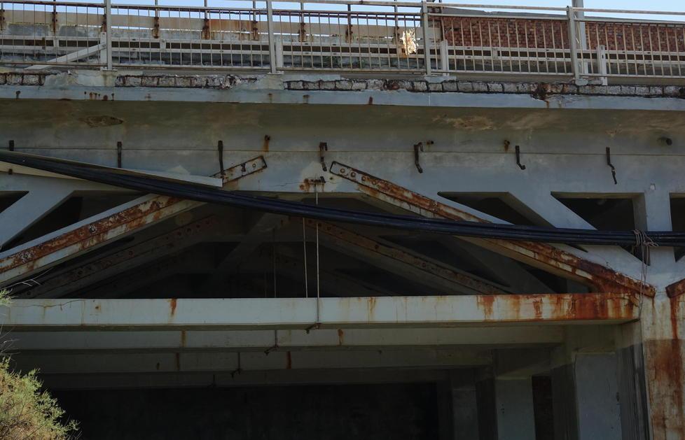 Calafuria, così il ponte ferito fa paura 
