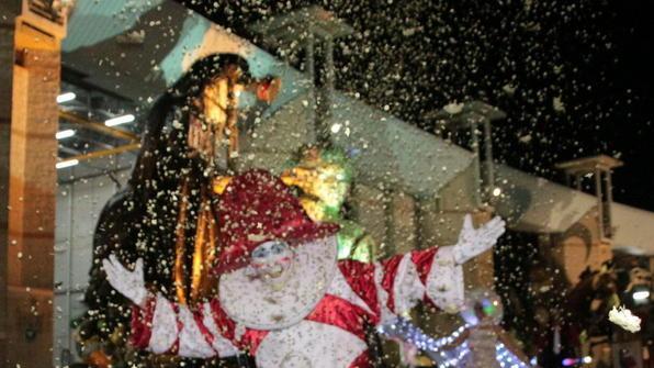 I costruttori di carri e maschere svelano i bozzetti del Carnevale