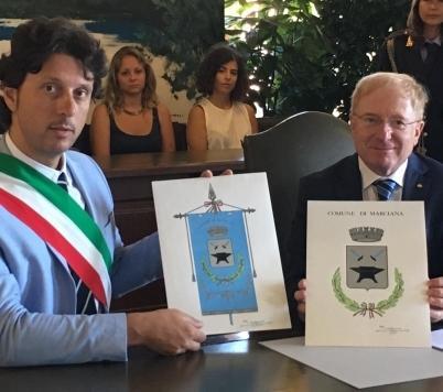 Stemma e gonfalone nuovi per lo storico comune isolano 