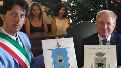 Stemma e gonfalone nuovi per lo storico comune isolano