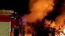 Cavo staccato provoca incendio e black out
