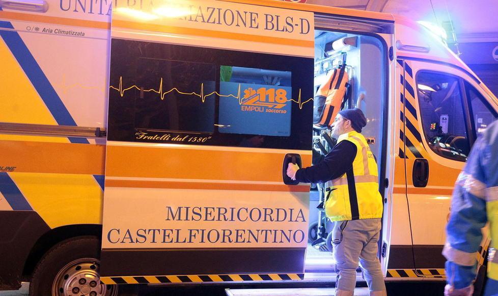 Picchia la moglie davanti agli occhi dei figli 