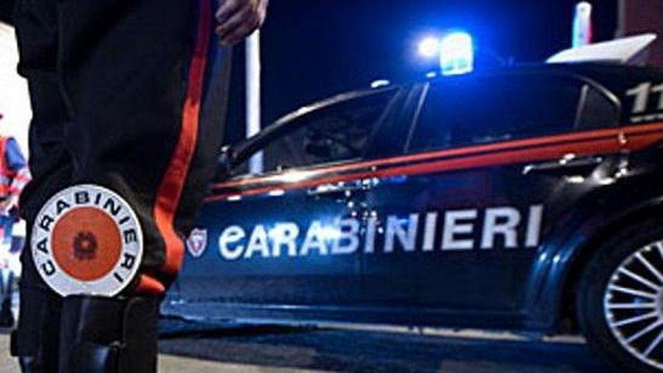 Ruba un televisore dalla sede dei Testimoni di Geova, preso in flagrante 