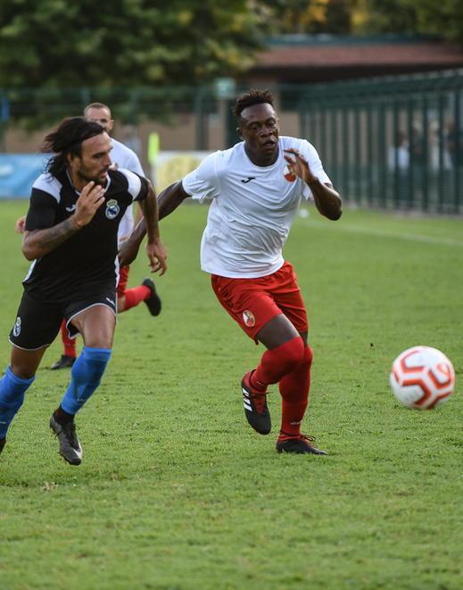 L’ex di turno sbaglia il rigore il Real Forte va ko con la Lucchese 